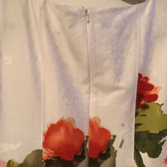 Fit and flare dress - Picture 3 of 6